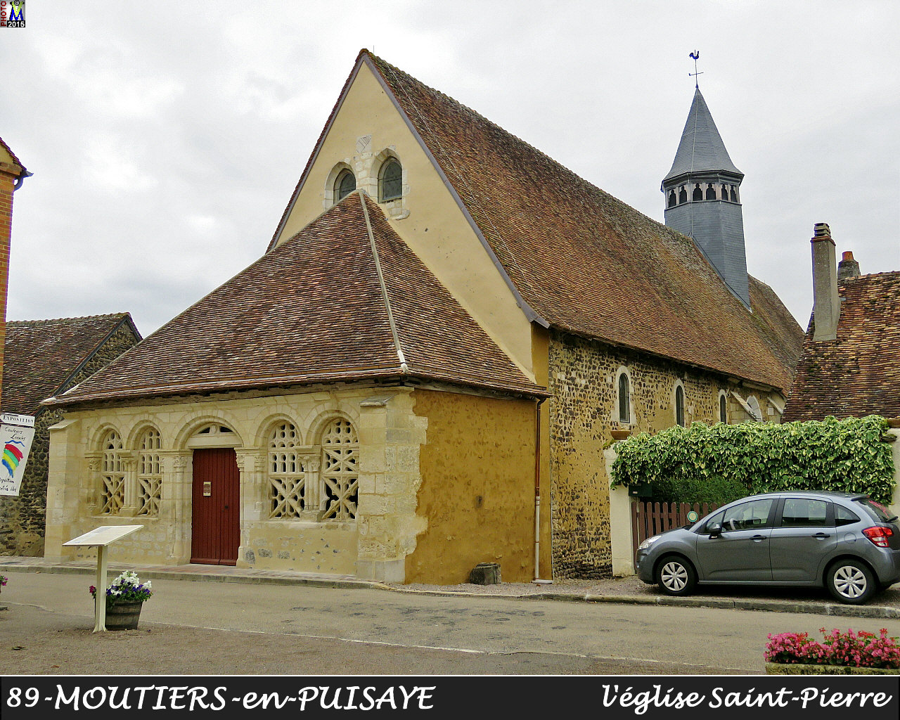 89MOUTIERS-PUISAYE_eglise_100.jpg