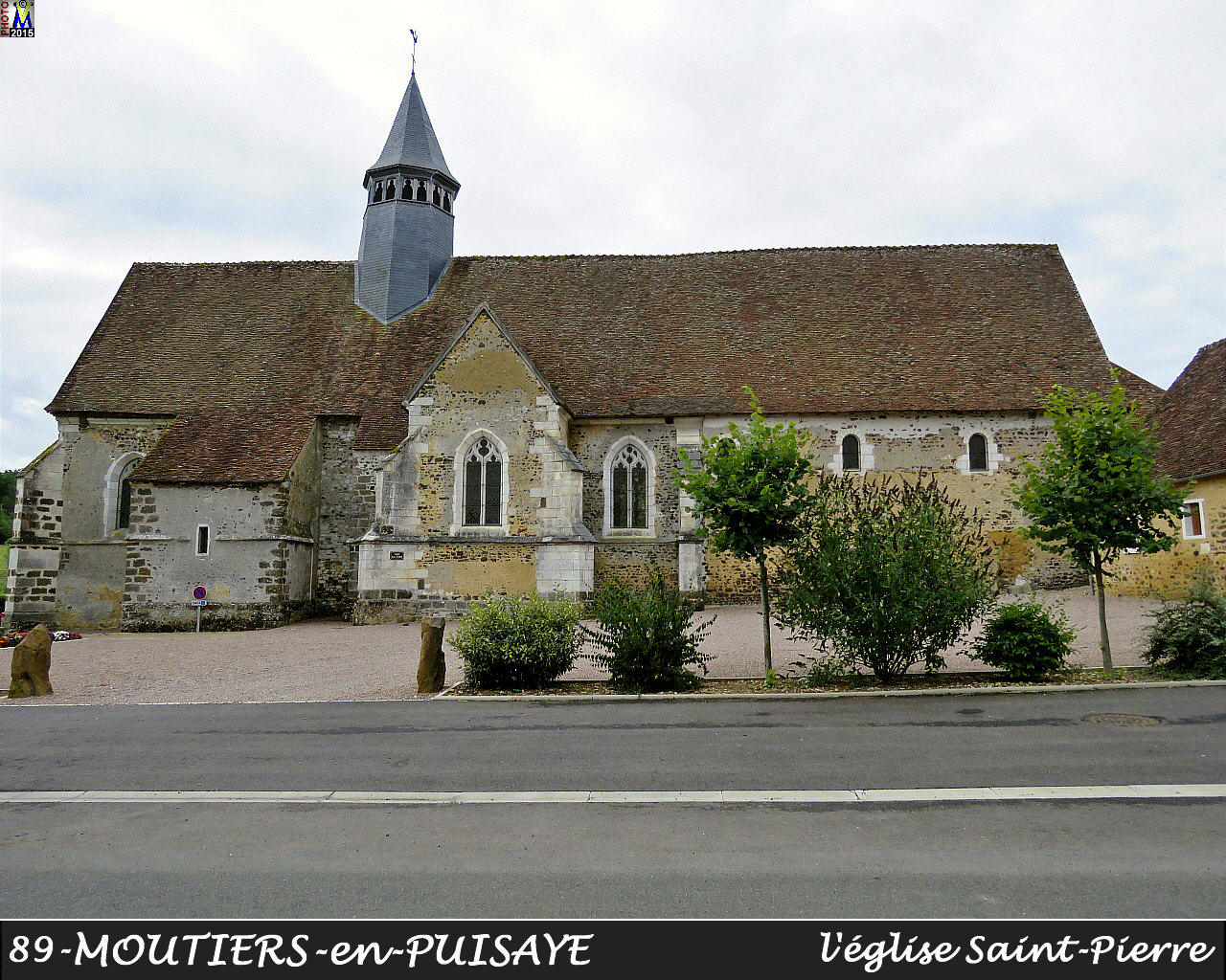 89MOUTIERS-PUISAYE_eglise_102.jpg