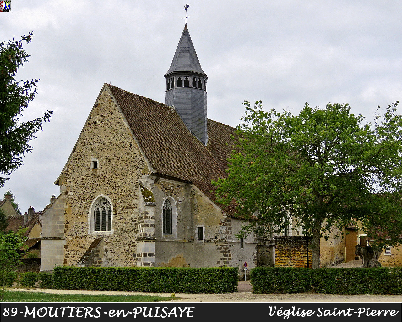 89MOUTIERS-PUISAYE_eglise_104.jpg
